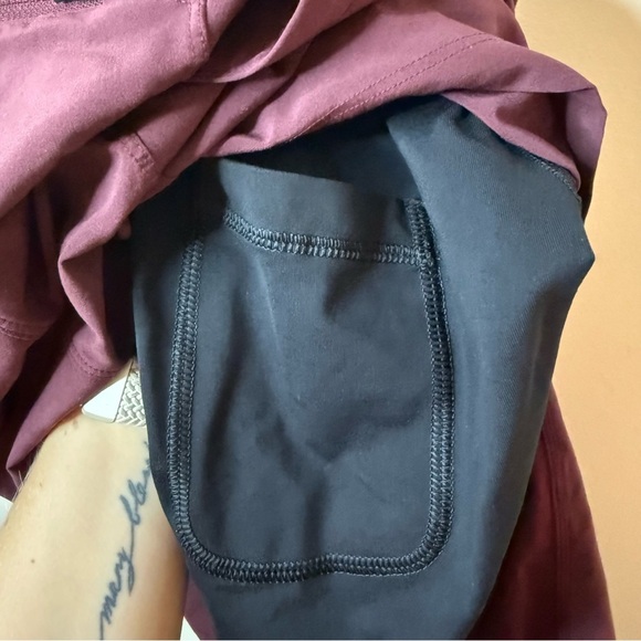 LULULEMON T.H.E. Great 9” Inseam Lined Athletic Shorts in Arctic Plum - Picture 10 of 11